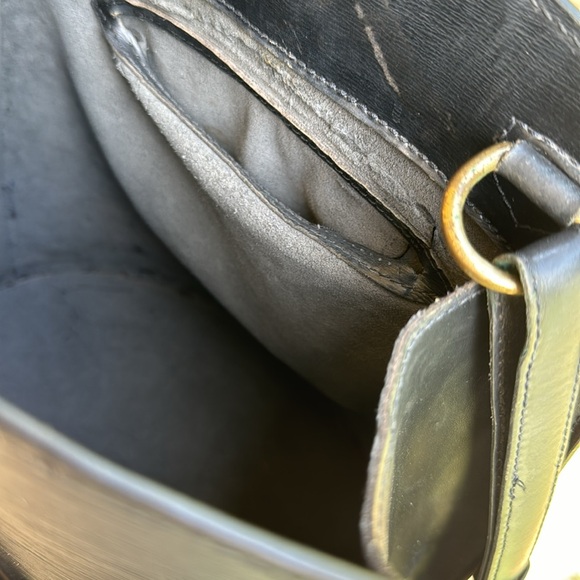 💕Authentic Louis Vuitton Cluny - Picture 13 of 15